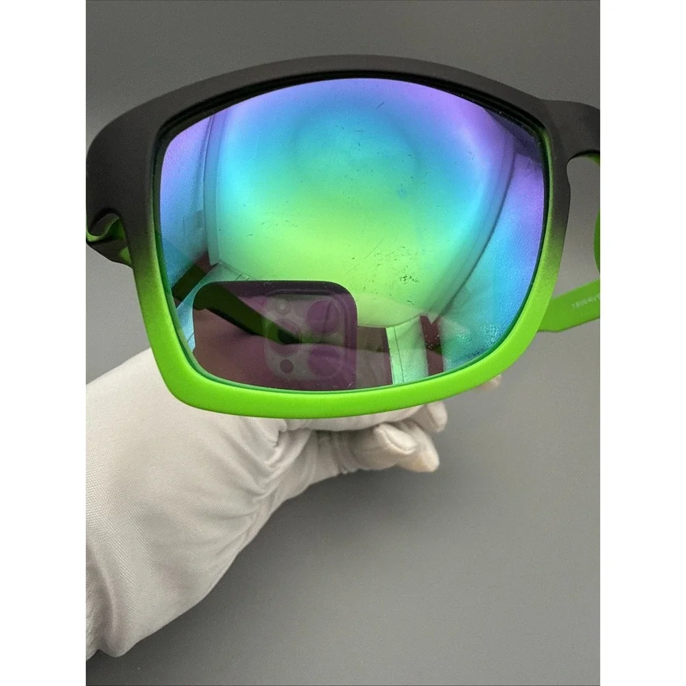 Vintage I-gogs 16Wave Sunglasses  Green/Black 90's Y2K Biker  Polarized EUC-HOT